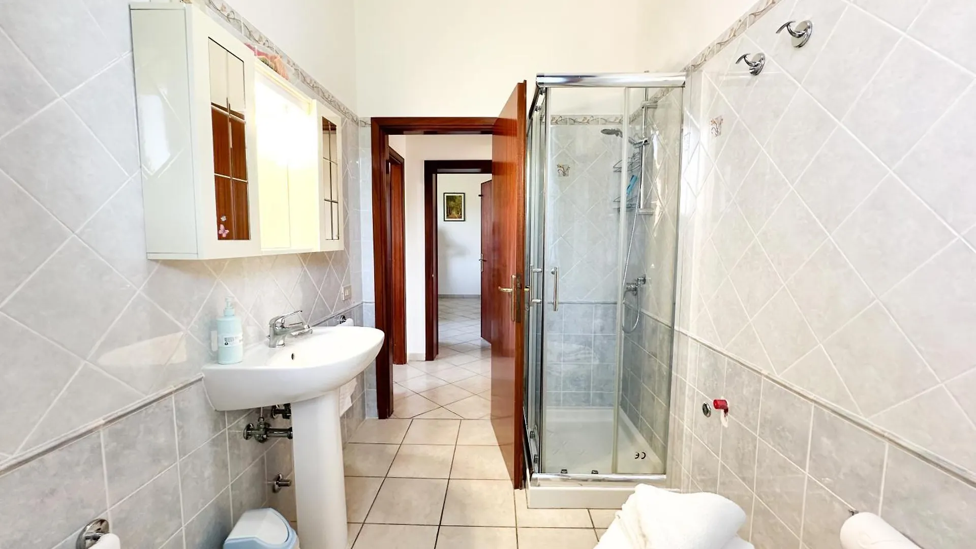 Agriturismo La Rondine Bolgheri 0*,  Italy