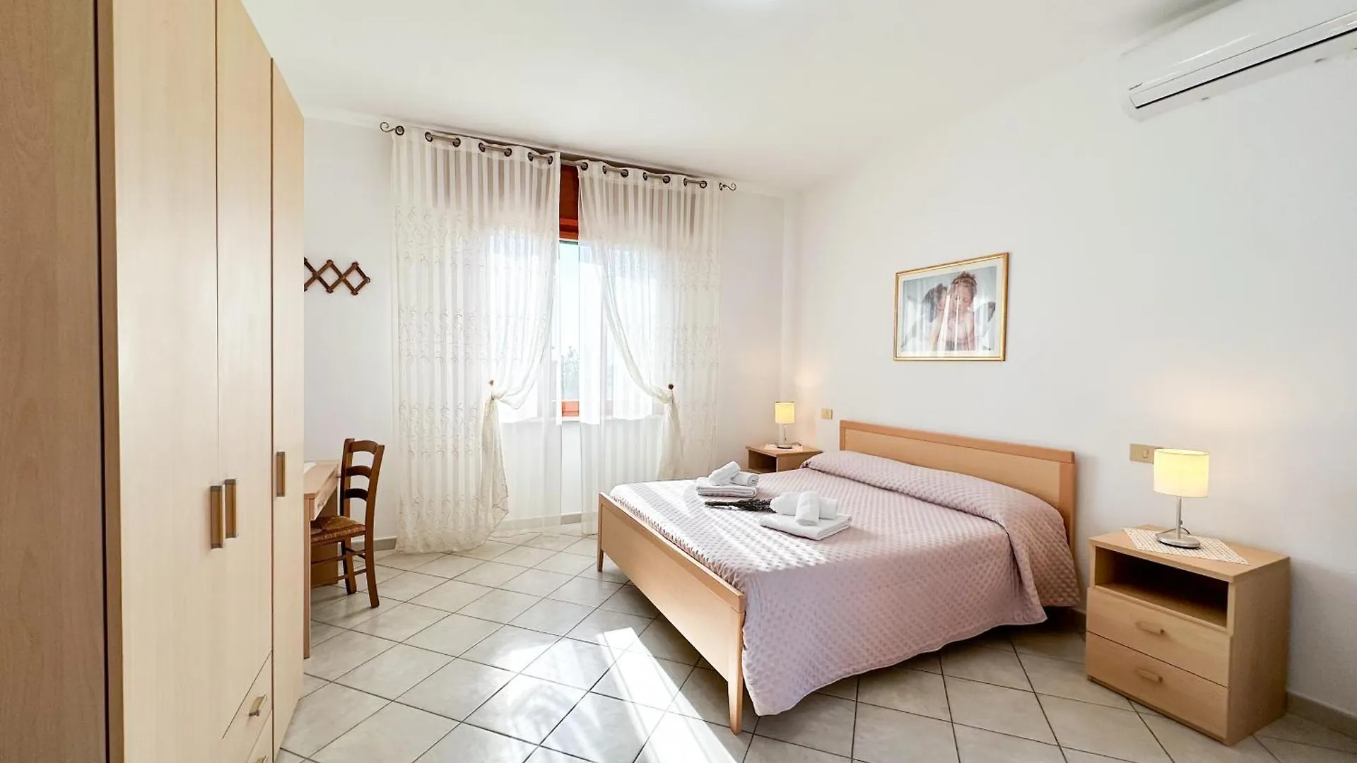 Farm stay Agriturismo La Rondine Bolgheri