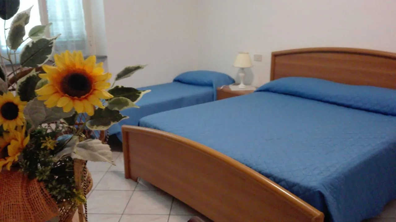 Farm stay Agriturismo La Rondine Bolgheri