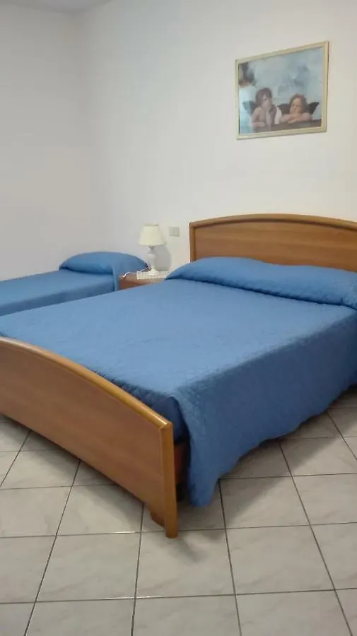 Farm stay Agriturismo La Rondine Villa Bolgheri